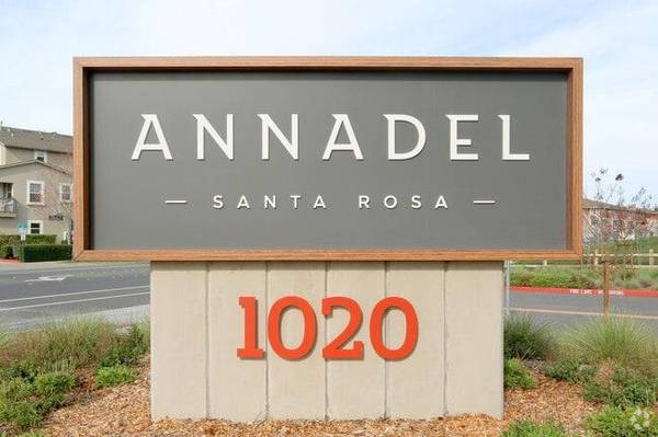 $2,695 / 2br - 1036ft2 - Get 6 Weeks Free  Your 1-Bedroom Just Got Better! (santa rosa)63850426004609122