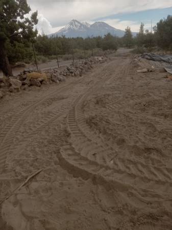 $500 / 1000ft2 - RV Spot Beautiful Mt. Shasta view63678184584067123