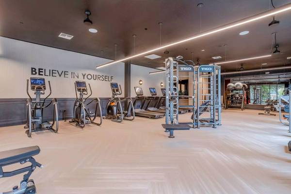 $1,605 / 1br - 914ft2 - Comfort, convenience and unmatched amenities. 1 BR/1 BA, 914 SqFt (Houston - Uptown)63906679693315122