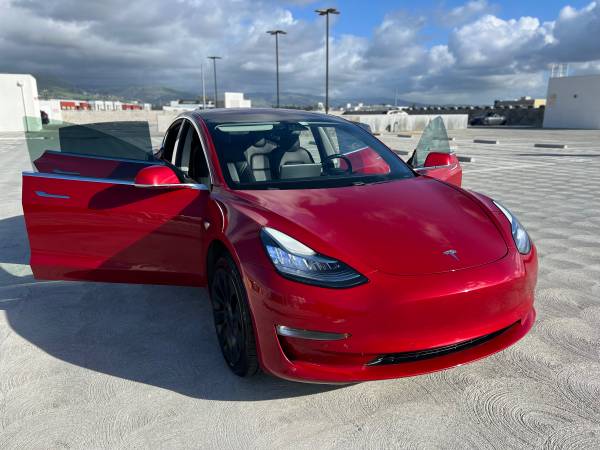 2018 Tesla Model 3 Long Range – Clean Title – Factory Warranty 1