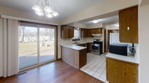 3br/ 1.5 ba sublease in Ann Arbor 1