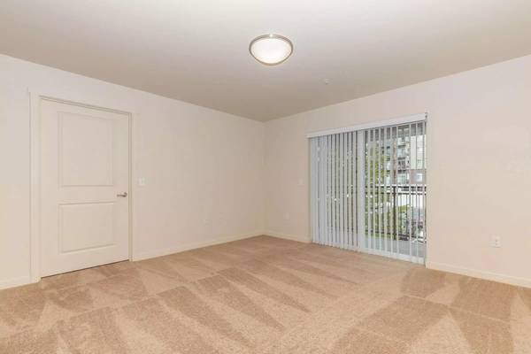 $2,039 / 2br - 905ft2 - Your dream 2 bed, 2 bath is closer than you think! Call now! (Covington)63929300926210120