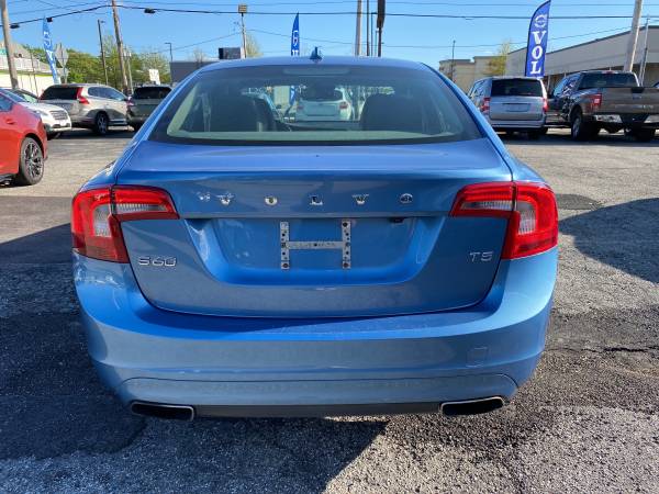 2014 Volvo S60 T5 Platinum - $9,800 (Cranston)63470591146241124