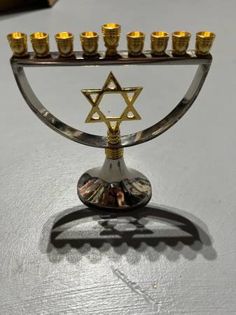 Menorah 1