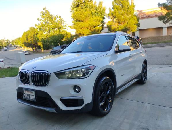 2017 bmw X1 funciona excelente, título limpio, 104 mil millas - $10,950 (Norwalk)63623948774785123