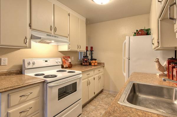 $2,100 / 1br - Spacious 1x1 available for rent NOW!!! (fremont / union city / newark)63847328450945123