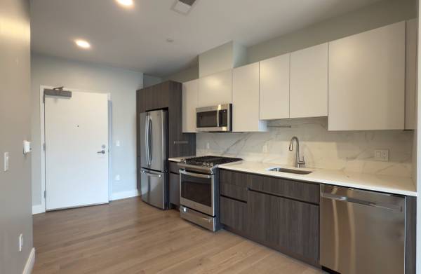 $3,100 / 1hab - 600ft2 - ¡Nuevo y moderno ✨ Centro de fitness ❄️ Aire acondicionado ❄️ Lavandería INTEGRADA! 😺🐶 (Somerville \ Spring Hill \ Porter Sq.)63797254527491121