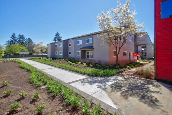$1,099 / 1br - 500ft2 - 6 Weeks FREE 💖 You + This Apartment = Match Made in Heaven ☁️ (2600 T St, Vancouver, WA)63842023054977122