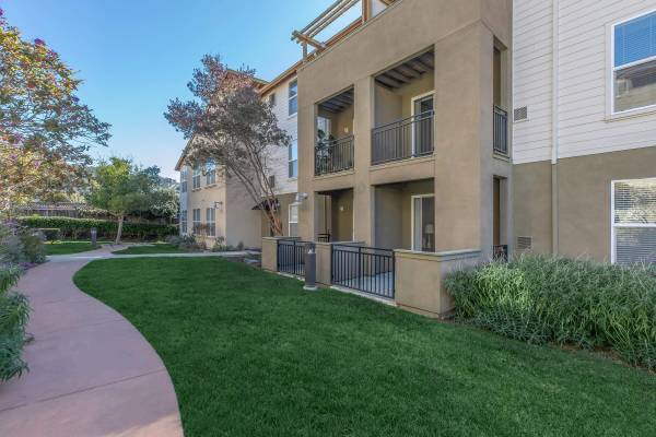 $2,880 / 2br - 962ft2 - 2/BD 2/BA, Pantry, in El Cerrito CA (albany / el cerrito)63847023698307120