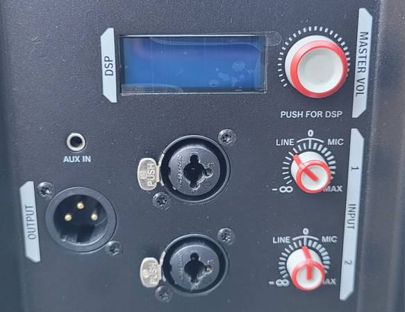 2 Electro-voice PA speakers 1,000w plus raised stands - $750 (Lake Forest Park)63444074710275124