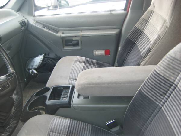 2002 Ford Explorer 4x4 5Velocidades - $2,395 (Denver,Colorado)63612520129411123