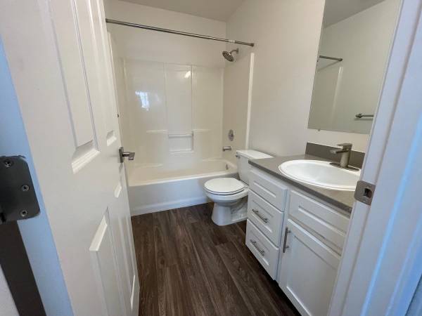 $2,063 / 2br - 937ft2 - Villas at Portage Creek - Just 5 minutes from I-5 & downtown Arlington (Arlington, WA)63808058788993124