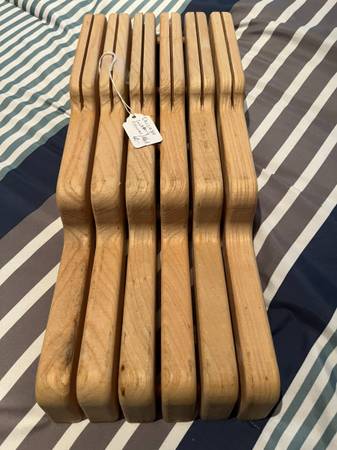 Chicago Cutlery 7 Knives block 1