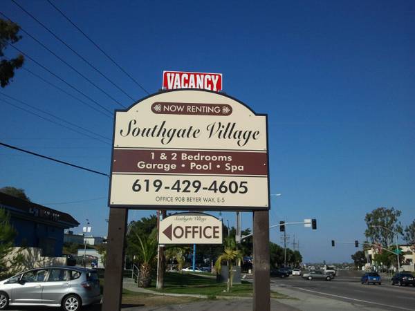 $2,475 / 2br - 845ft2 - 2 Habitaciones 2 Baños con Garaje!! (Sur de San Diego/Imperial Beach)63819386494083121