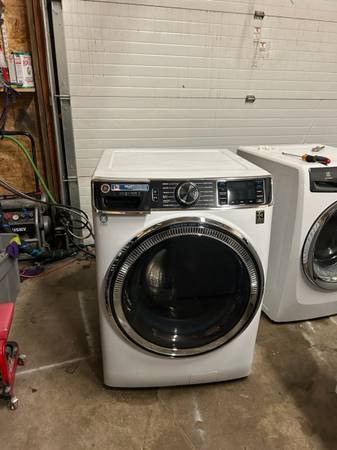 GE Front Load Washer Free Delivery/Warranty 1