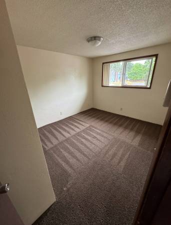 $1,595 / 2br - 850ft2 - Southtowne Apartments ~ Future month's rent free! (Eugene, OR)63977275579523123