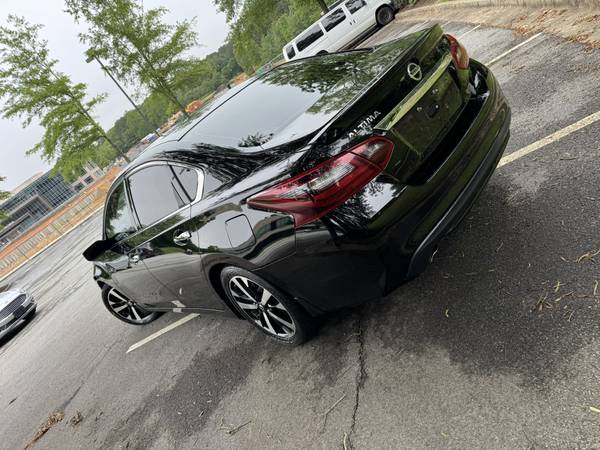 2018 Nissan Altima 2.5SR ** Título limpio - $10,900 (Johns Creek, GA)63620718586625122