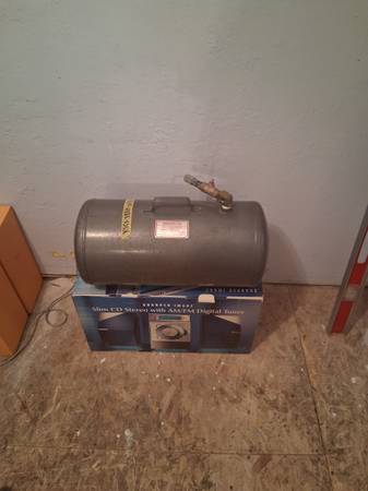 Acetlyne tank.airtank.crimpers.level 1