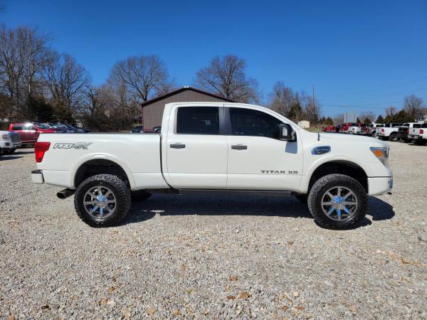 2018 Nissan Titan XD PrO-4X - Photo 2