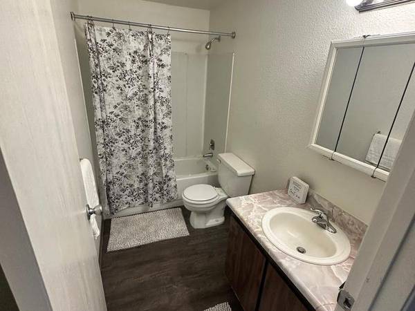 $1,120 / 1br - 625ft2 - ¡Relájese, recárguese y disfrute de una vida asequible! (Kennewick)63662908628355121