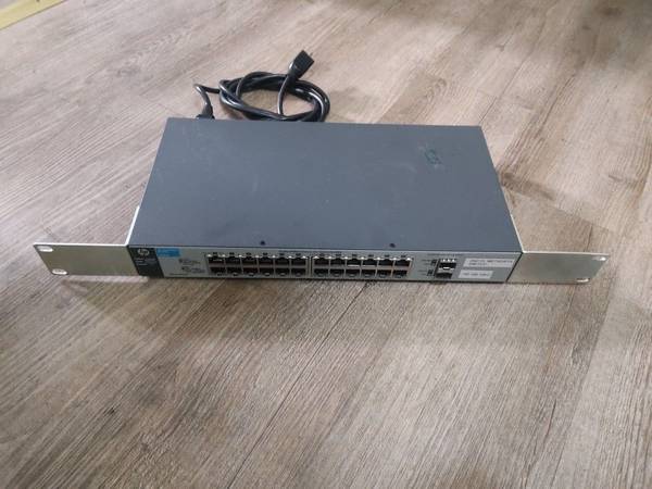 HP 1810-24G Network Switch (Model: J9803A) For Sale 1