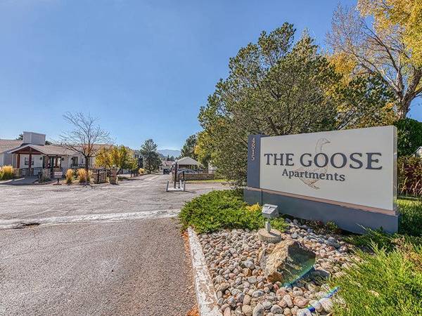$1,499 / 2br - 880ft2 - Storage Closets, Corner Unit, BBQ/Picnic Area, Sundeck (Colorado Springs Central by University Park South of Ac)63658196464257122