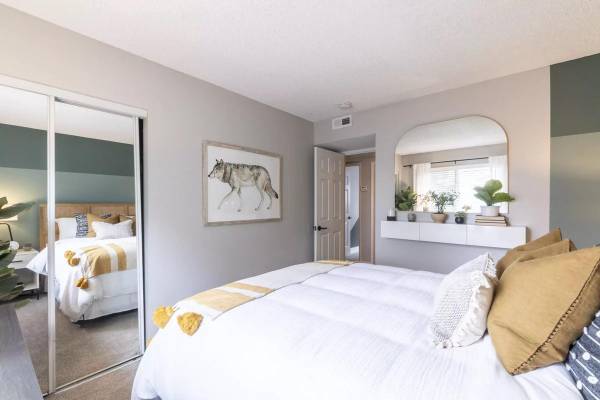 $1,555 / 1br - 644ft2 - A Must See, Upgraded Flooring, 24-Hour Emergency Maintenance (Arden Arcade)63844738378113120