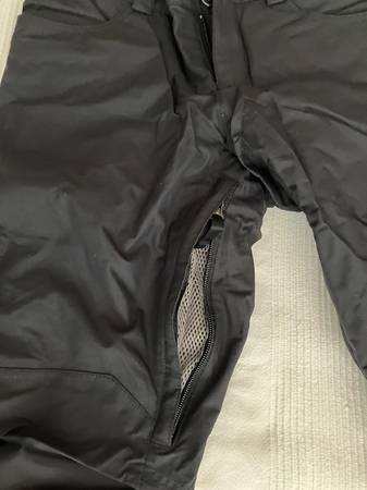 Burton Snowboard Dryride Pants Women's Size XS Black - $30 (Harlem / Morningside)63471465700227123