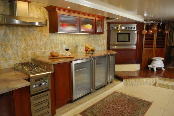 $2,795 / 1br - 700ft2 - Studio Stunning and Unique-Liberty Hill (Furnished) (noe valley)63946669305346120