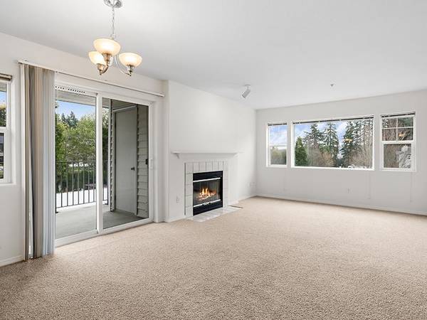$1,750 / 2br - 926ft2 - Lovely  waiting for you to call home! Tour TODAY!63777362652291124
