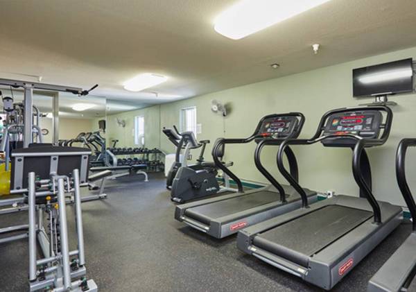 $2,175 / 1br - 1 FREE MTH + Quality Markets & Shops - Twin Oaks Golf Course (San Marcos)64037045402371123