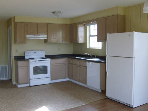 $1,100 / 3br - Boone Lake 3 bdrm $1,100 (Piney Flats)63804969105155123