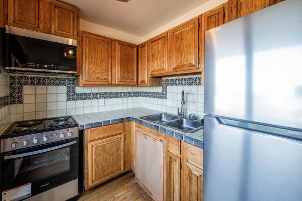 $2,166 / 1br - 590ft2 - Encanto Clásico en el Corazón del Centro de Santa Fe. Fiorina Properties63659781216259124