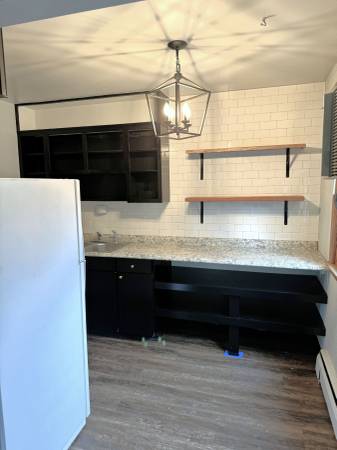 $1,375 / 2br - Close to Transit, Shops, 2 Bdrm Apt - 1532 #6 (1532 Randolph Avenue #6, St Paul, MN)63990230228098122