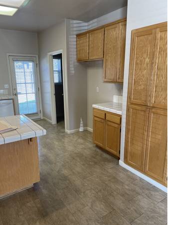 $2,200 / 3br - 1481ft2 - 3 Bedroom -  2 Bathroom Chico House (Chico)63972103197698122