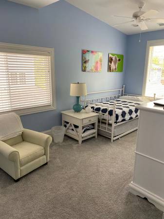 $250 / 4br - ¡DUNAS FINAS! Encantadora cabaña familiar justo al lado de la playa! (Michigan City, IN)63666032031873124