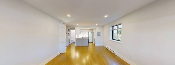 $2,400 Chestnut Hill Studio w/ In-Unit Laundry – $2400 Available Now (Boston)63996693199618120