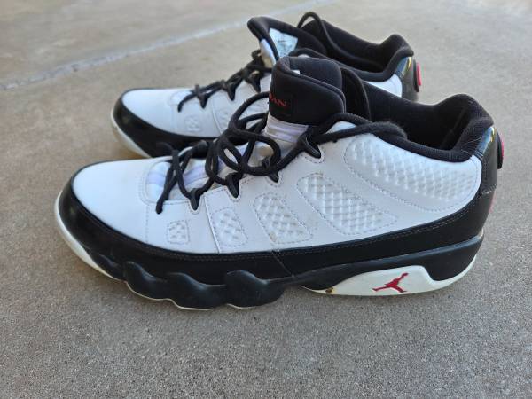 Mens Jordan size 13 1