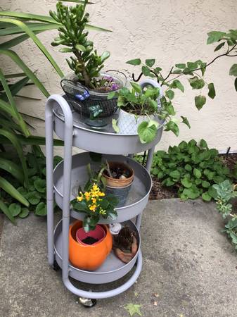 grey metal Plant or bathroom stand, 3 round tiers , wheeled. 32” tall 1