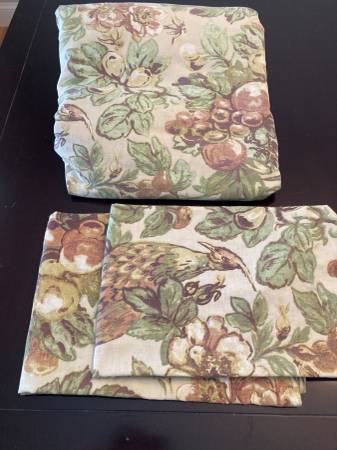 Pottery Barn Bedding!! 1