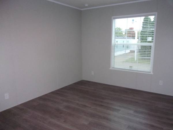 $75,400 / 3br - 112ft2 - GUN RIVER EAST #165 - 2024 CHAMPION / REDMAN ADVANTAGE II - 3 DORMITORIOS (Plainwell)64151605745410124