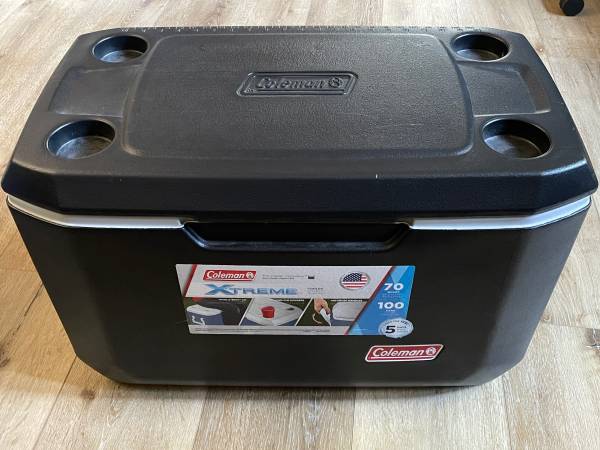 1/2 PRICE! BRAND NEW Coleman 70-Quart Xtreme 5-Day Hard