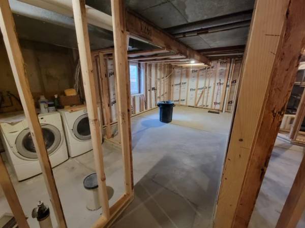 Drywall , wood framing, basement 303-900-0989🪚 1