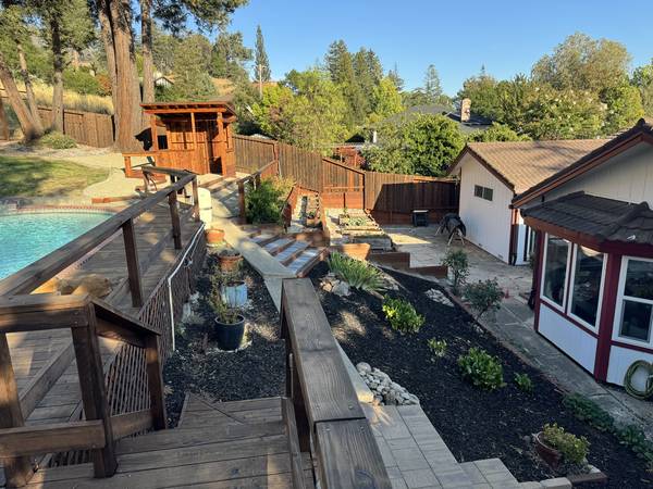 $4,700 / 4br - 2282ft2 - 4 bd/2 bth house w/ pool, hot tub & stunning back yard (santa rosa)63658096010369123