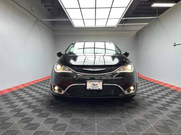 2017 Chrysler Pacifica Touring-L Plus van Brilliant Black Crystal - $13,196 (CALL 551-220-3298 FOR AVAILABILITY)63612057355137121