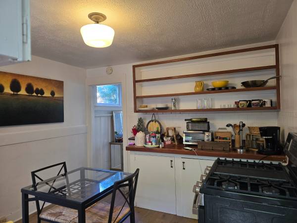 $2,500 / 1br - 500ft2 - Cozy 1bed/1ba garden apartment with private patio, laundry (richmond / seacliff)63873333246339124