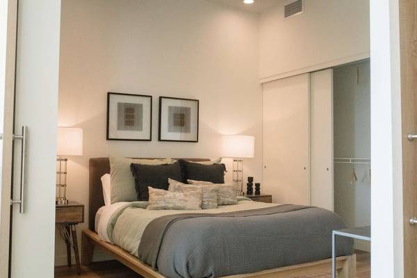 $1,535 / 1br - 710ft2 - EURO CHIC RESIDENCES - Brand New - Downtown (Salt Lake City)63671040597763121