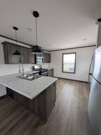 $89,000 / 2br - 1056ft2 - Brand New 2 Bedroom Home! - Skyline Gardens #63 (Owatonna)63988651449987123