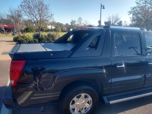 Camioneta Cadillac Escalade EXT 2005 - $12,500 (Cardiff / Encinitas)63616027043331124