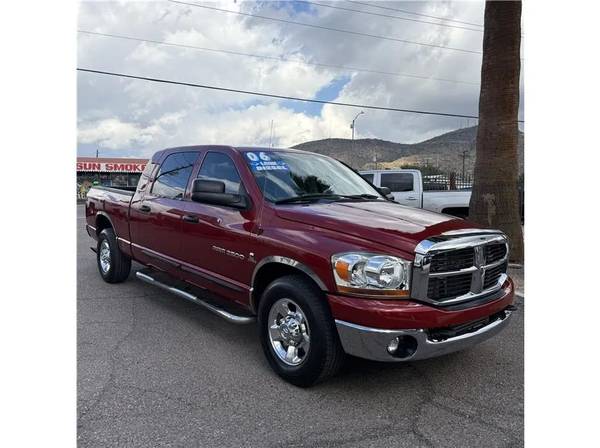 2006 Dodge Ram 2500 Mega Cab - Financing Available! 1